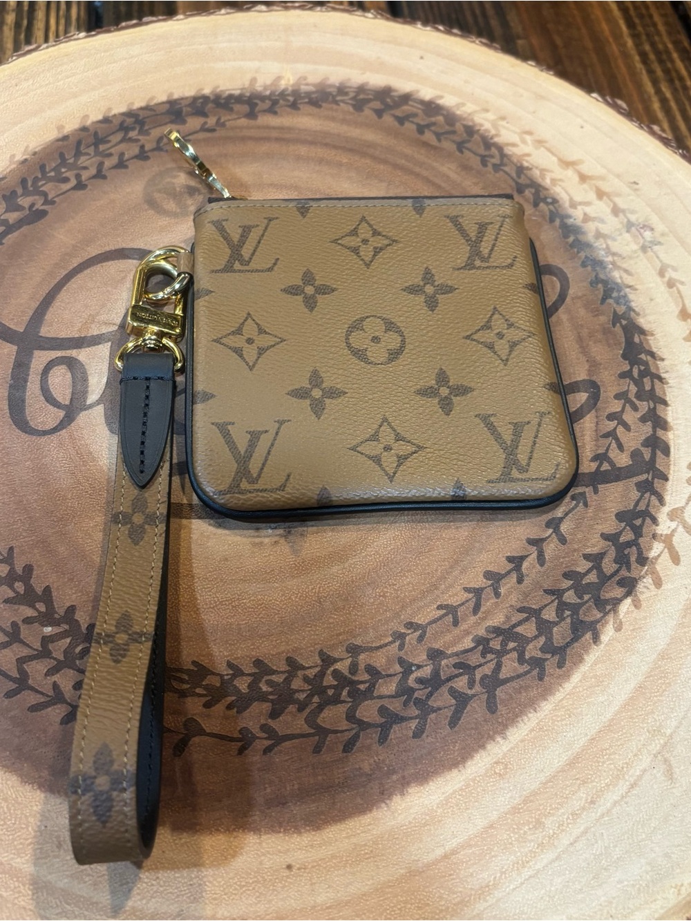 Authentic Louis Vuitton Monogram Wristlet Pouch with Strap - Picture 4 of 10